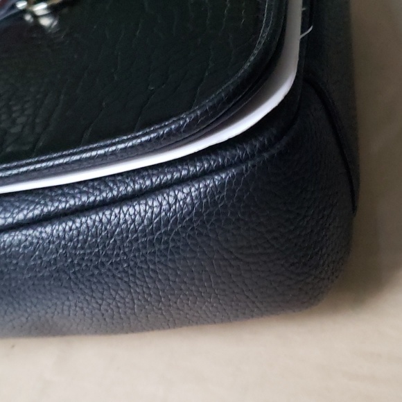 ♣️♣️♣️ LOVE MOSCHINO Embossed Shoulder Bag ♣️♣️♣️ - Picture 3 of 14